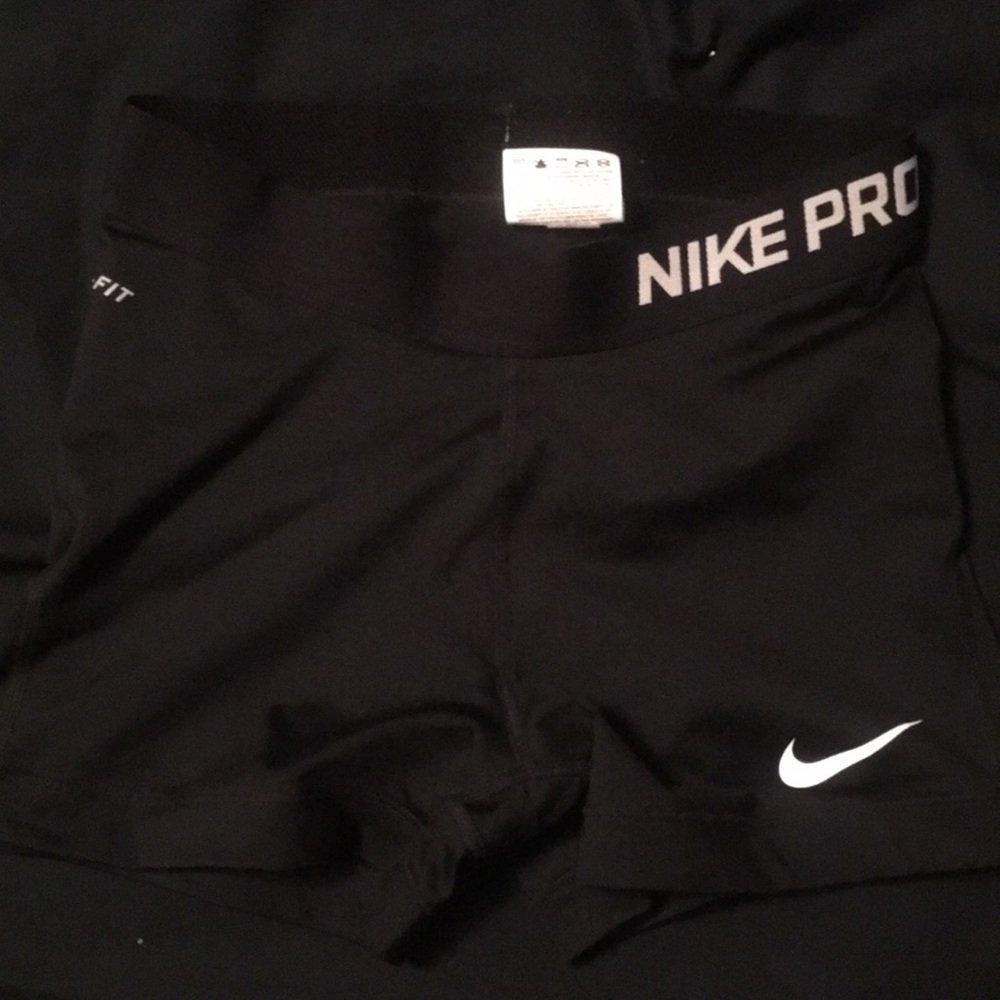 Hardly worn Nike Pros